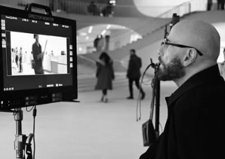 John Travolta debuterer som spillefilmregissør Skjermbilde 2026 04 05 kl. 17.53.55